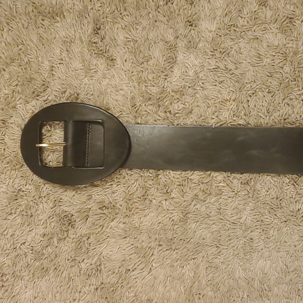 Zara 100% leather big buckle belt